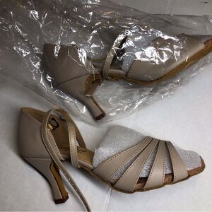 Ballroom Dance Shoes Swing Dance NEW Nude Sz 7 2.7” Heel Dust Bag Comfort Brand